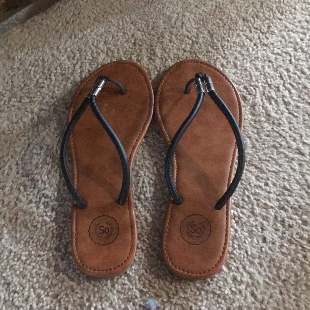 3 for 6 deal /So flip flops